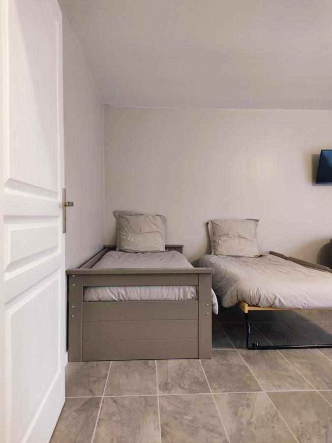 Au Pied Du Lariat Bed & Breakfast Léoville Dış mekan fotoğraf